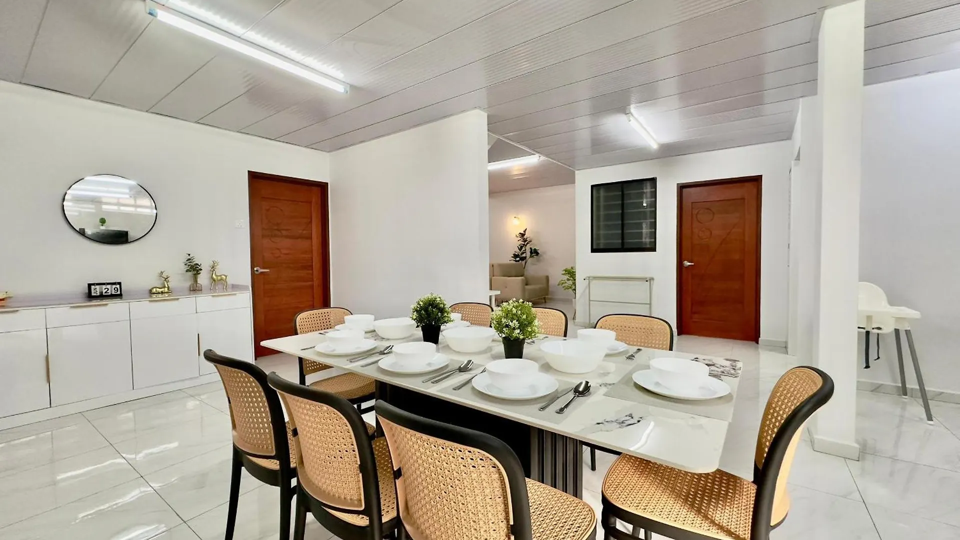 Spacious 2 Storey Homestay Tanjung Bungah 25Pax